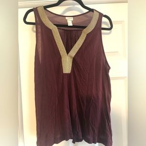 H&M maroon flowy top with gold neckline detailing